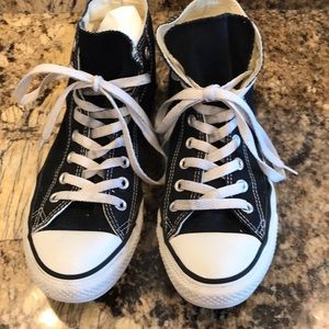 Black converse good used condition
